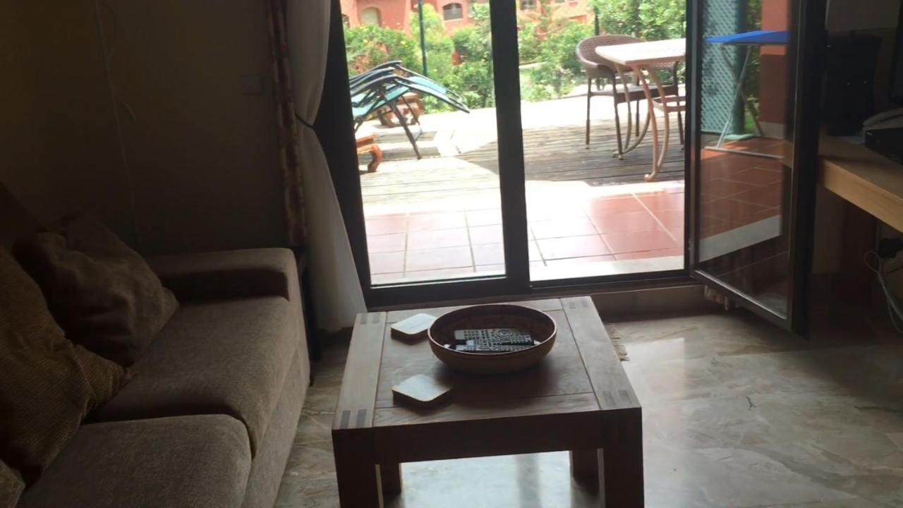 Luxury 2-Bedrooms & Bathrooms Estepona Apartment Bagian luar foto