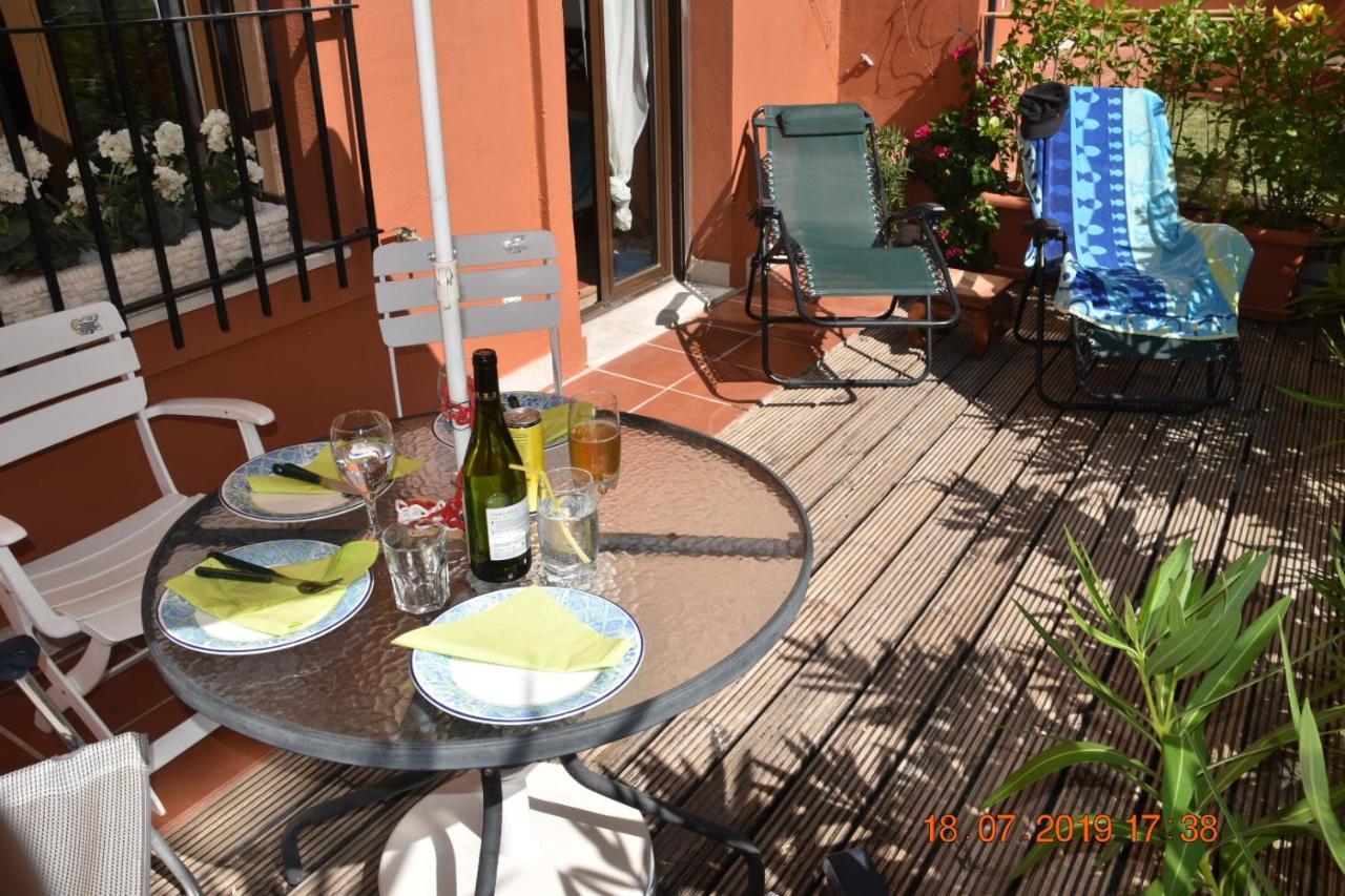 Luxury 2-Bedrooms & Bathrooms Estepona Apartment Bagian luar foto